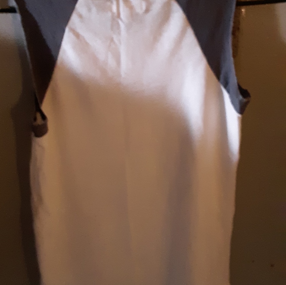 Shirt - Picture 4 of 4